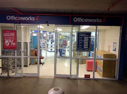 Photo: Ascot Vale Officeworks